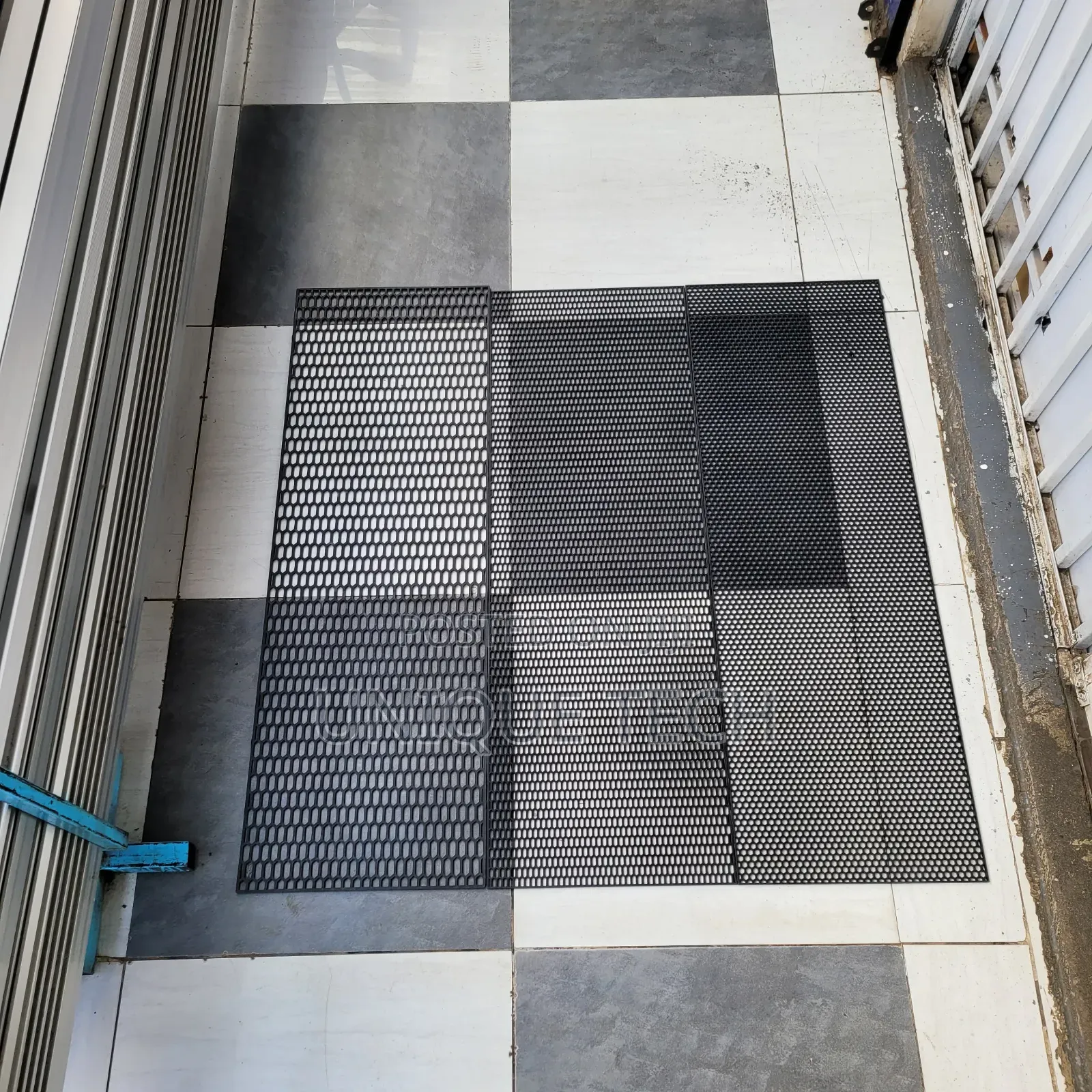 Universal Front Grill Mesh Plastic