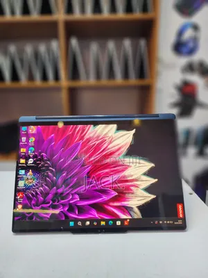 Laptop Lenovo Yoga 9i 16GB Intel Core Ultra 7 SSD 1T