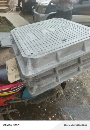 Heavy Duty Manhole Cover 600 by 600 40t Class D400 C