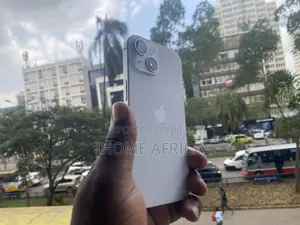 Apple iPhone 15 128 GB White