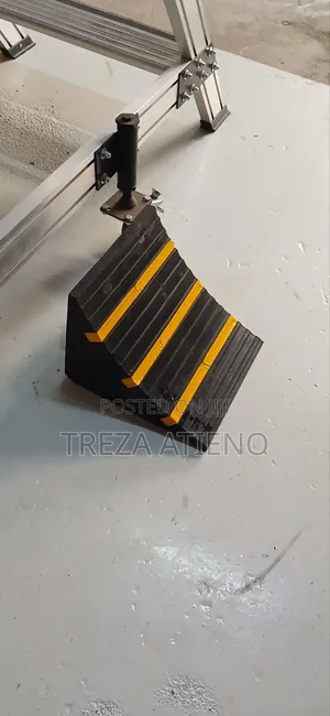 Parking Rubber Wheel Stopper