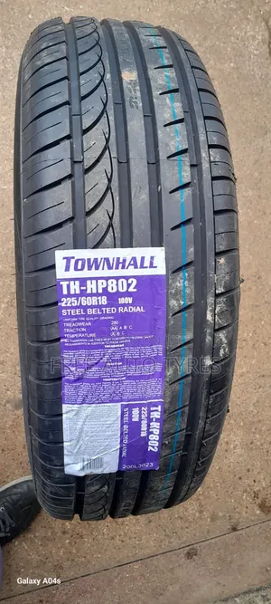 225/60r18 Townhall