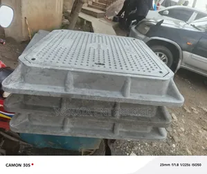 Highway 40t Heavy Duty Lockable Manhole Cover 600*600