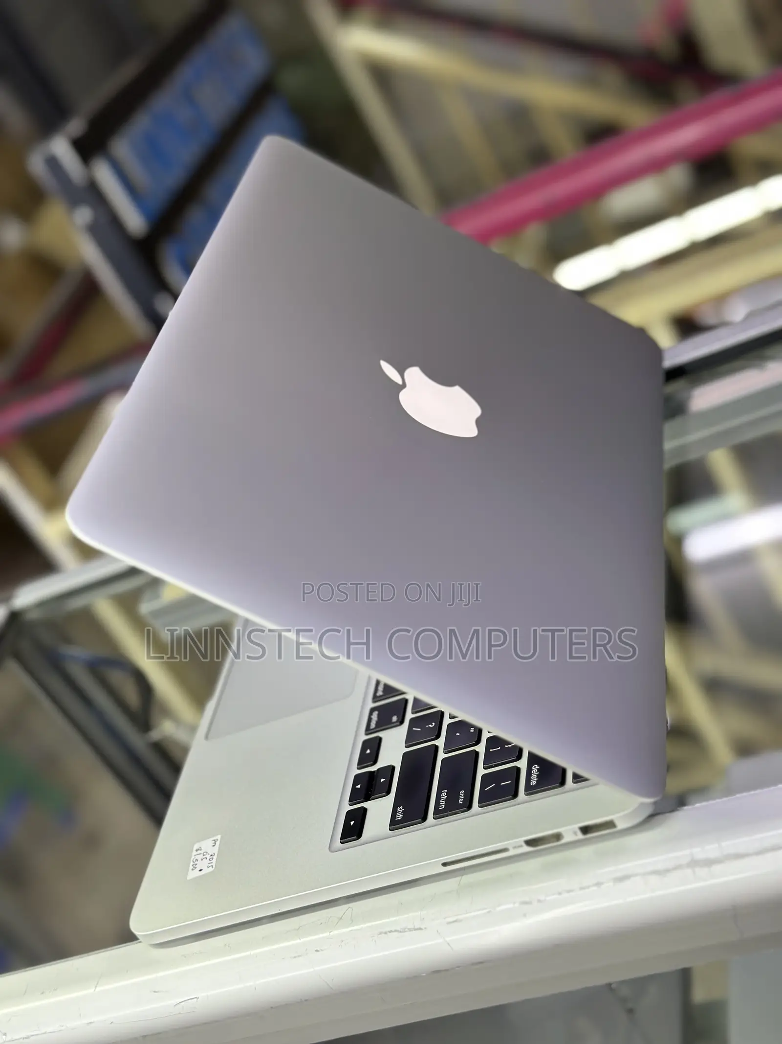 Laptop Apple MacBook Pro 2015 8GB Intel Core i5 SSD 500GB