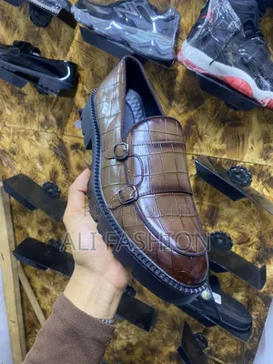 Monk Strap Official