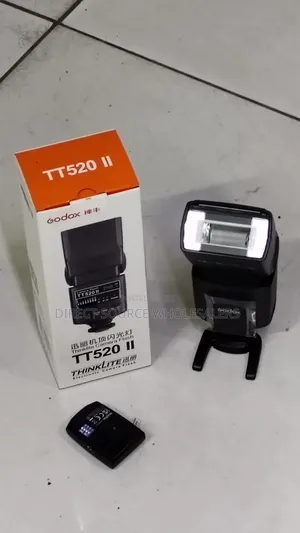 Professional Godox Tt520 Camera Flash for Studio Photography