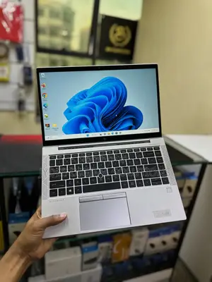 Laptop HP EliteBook 845 G8 8GB AMD Ryzen 5 SSD 256GB