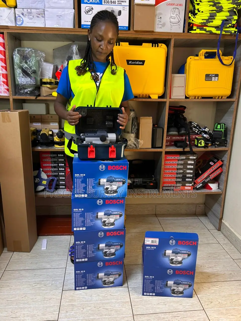 Bosch Gol 32d Automatic Level Set for Professional Surveying