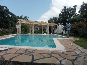 4 Bedroom Beach Cottage