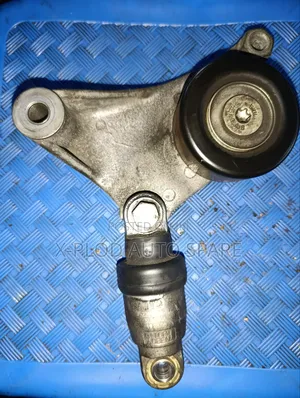Toyota (Voxy, Noah, Avensis, Vanguard,Harrier)-1az/2az Belt Tensioner