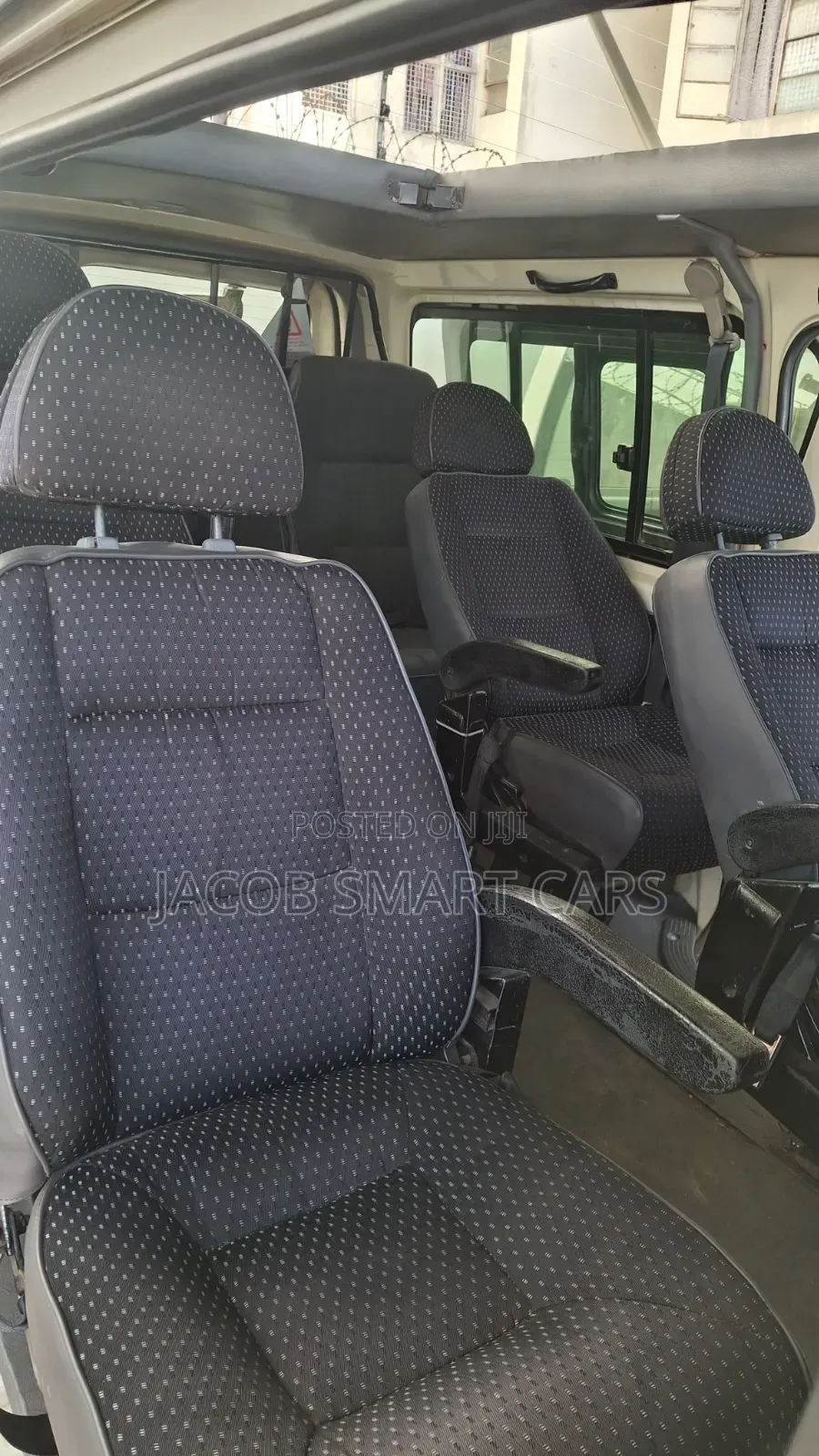 Toyota HiAce 2016 Grey