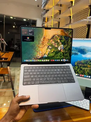 Laptop Apple MacBook Pro 2023 M2 Pro 16GB Apple M2 SSD 512GB