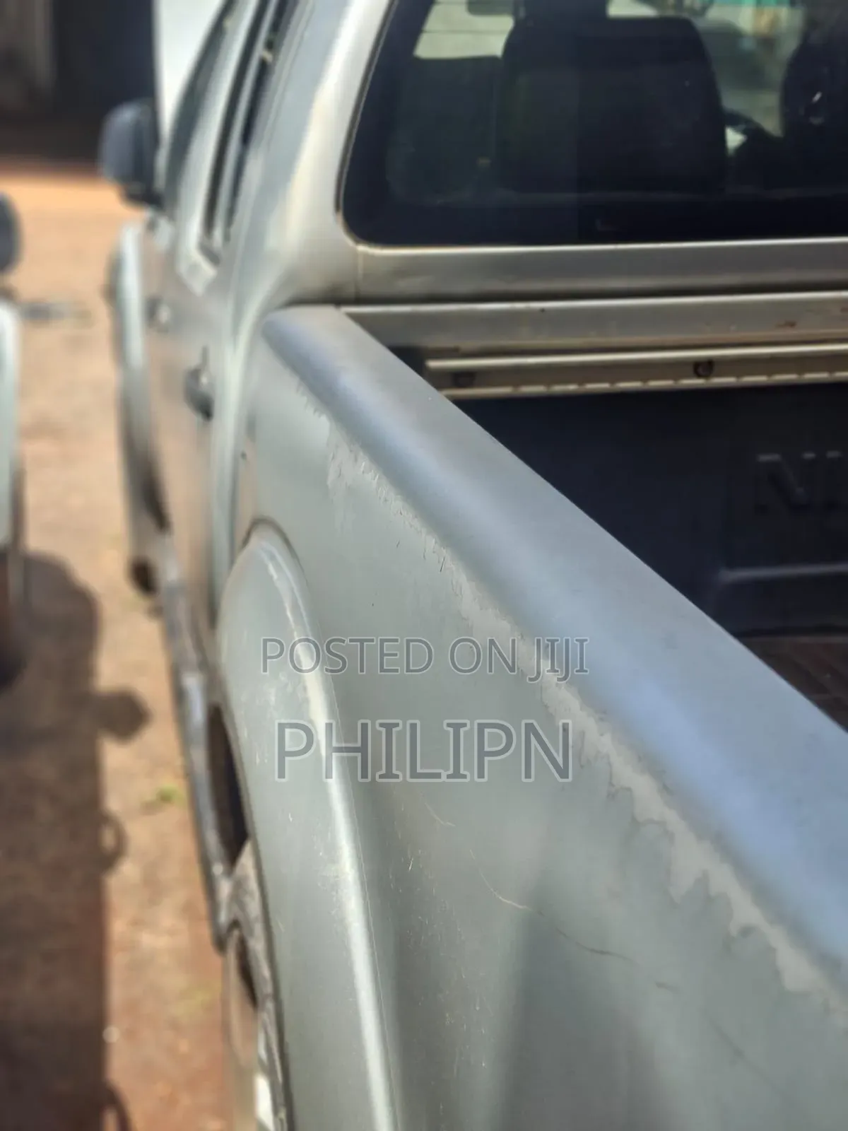 Nissan Navara 2011 Silver