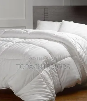 Hotel Beddings Binded Striped White Duvets Set