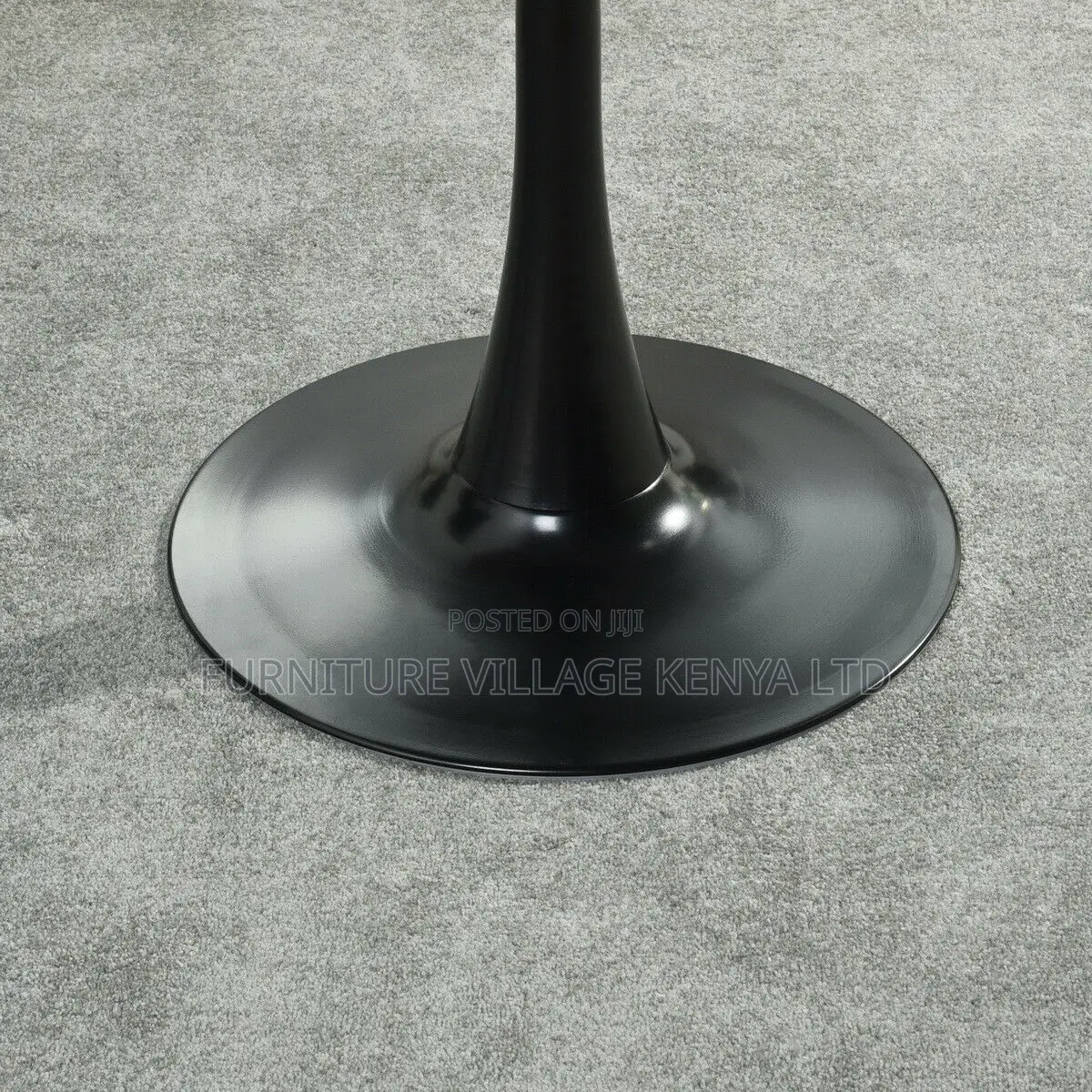Black Marble Eames Round Restaurant Dining Table