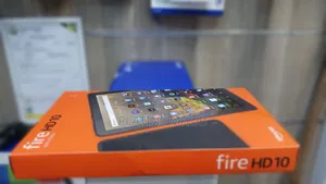 New Amazon Fire HD 10 32 GB Black