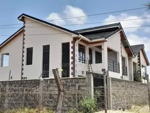 4bdrm Maisonette in Syokimau, Gateway Mall Area for rent
