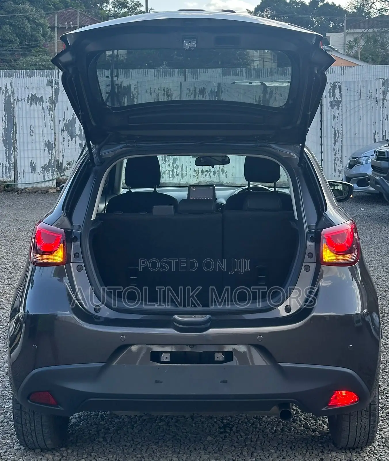 Mazda 2 2019 Gray