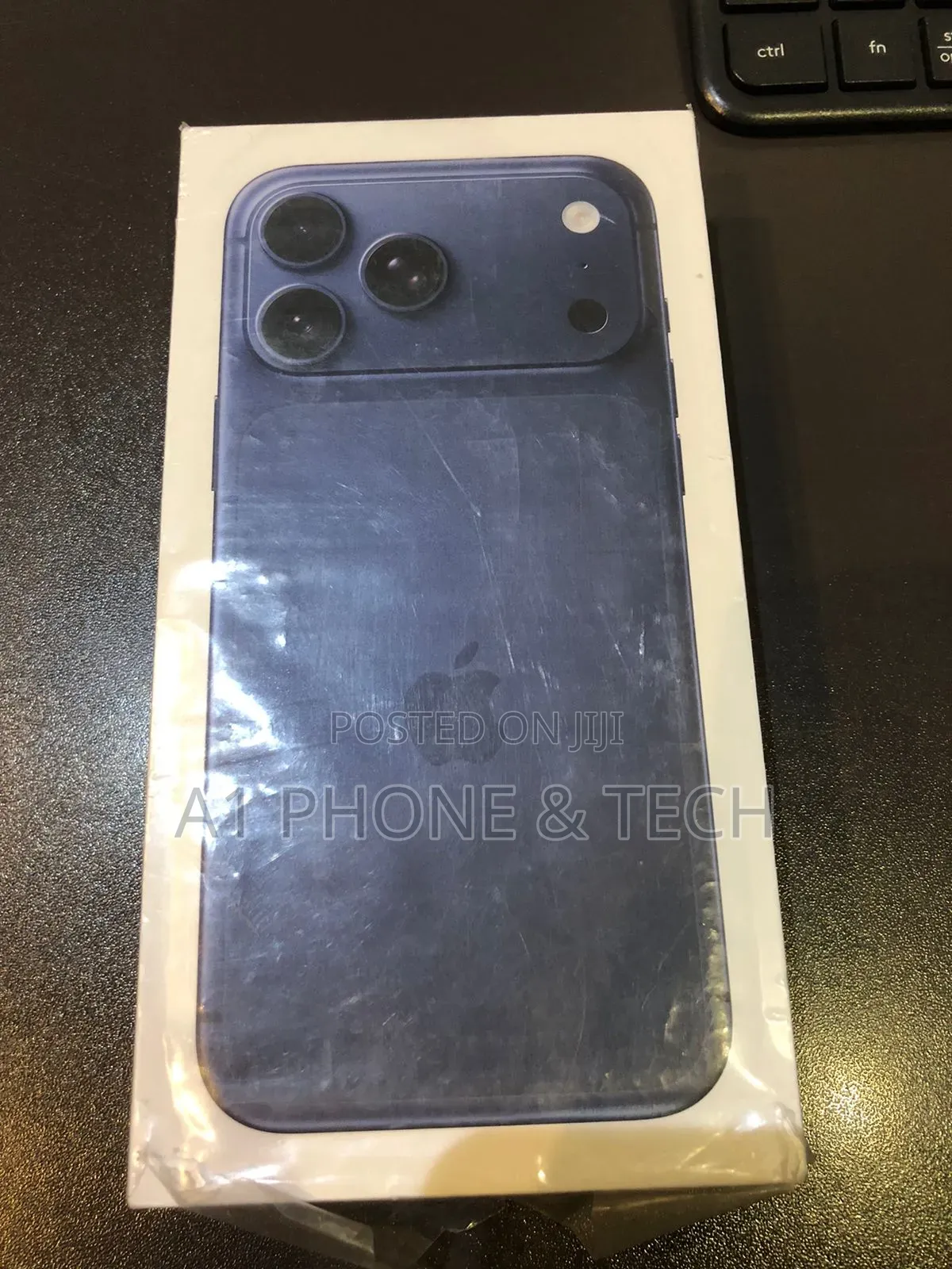 New Apple iPhone 17 Pro Max 256 GB Blue
