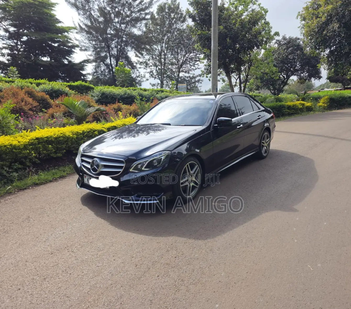 Mercedes-Benz E220 2016 Black