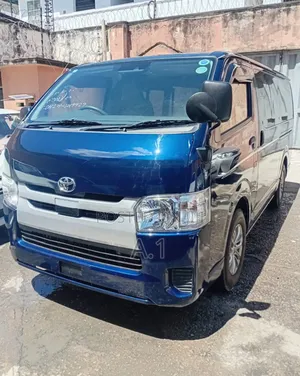 Toyota HiAce 2019 Blue