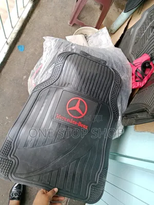 Mercedes Mats With Raised Edges to Trap Dirt,Mud, Liquid 5pc Set