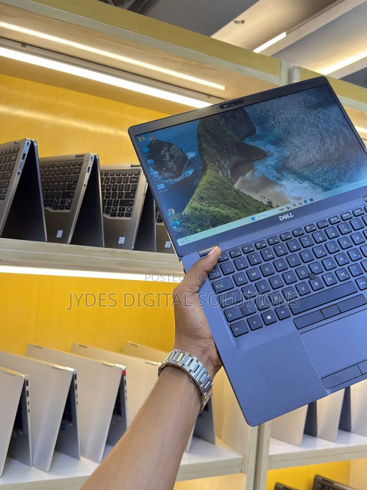 Laptop Dell Latitude 5300 8GB Intel Core i5 SSD 256GB