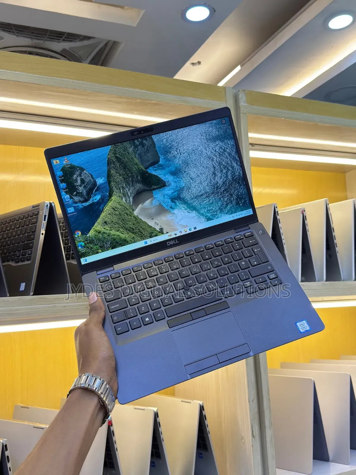 Laptop Dell Latitude 5300 8GB Intel Core i5 SSD 256GB