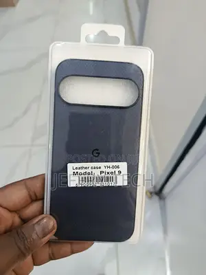 Inteliqo Leather Back Cover for the Google Pixel 9 in Black