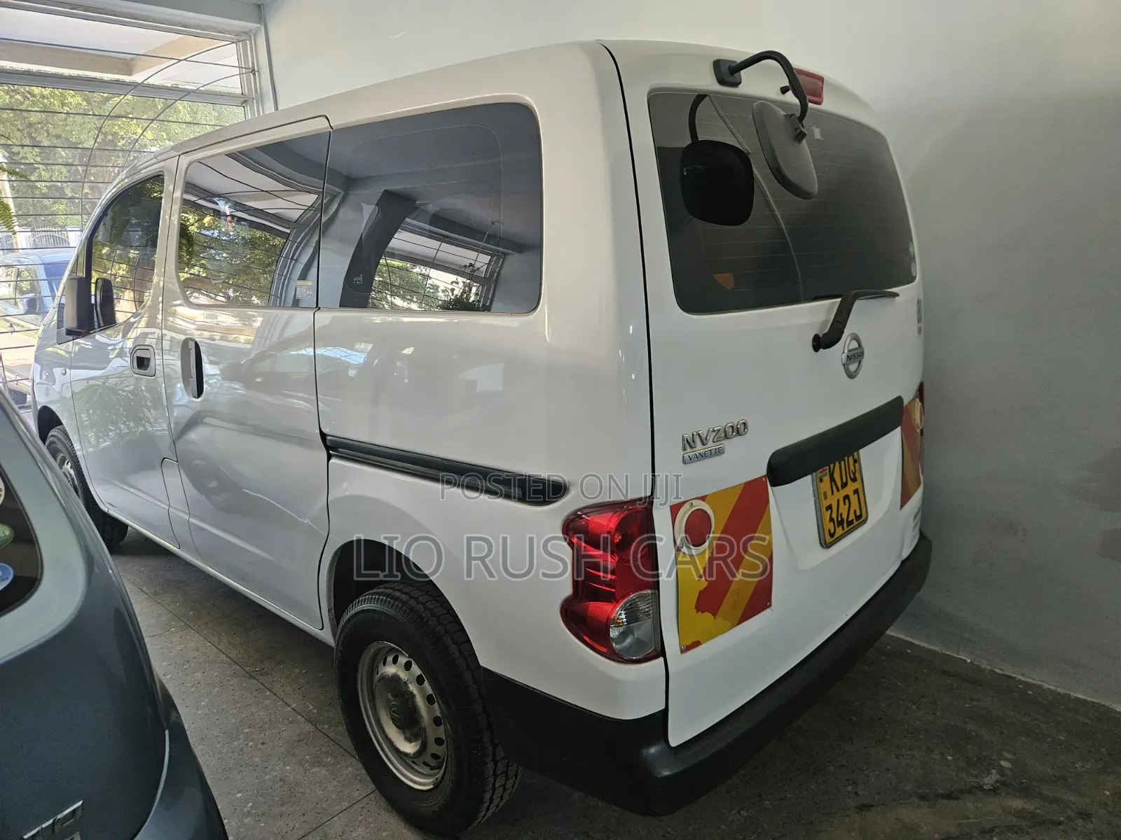 Nissan NV200 2017 White
