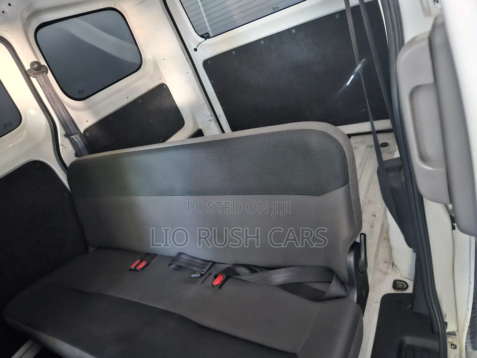 Nissan NV200 2017 White