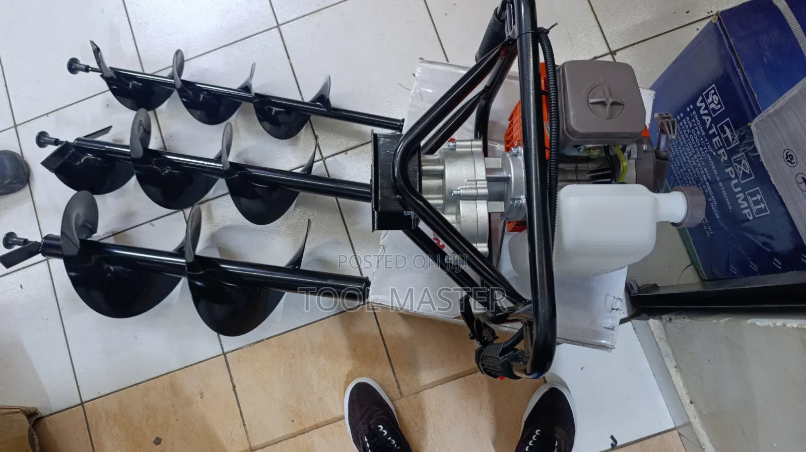 Premier 2stroke Earth Auger/Petrol Engine 2 Stroke Earth Auger Bitts