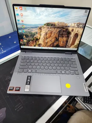 Laptop Lenovo IdeaPad 500S 16GB AMD Ryzen 7 SSD 1T