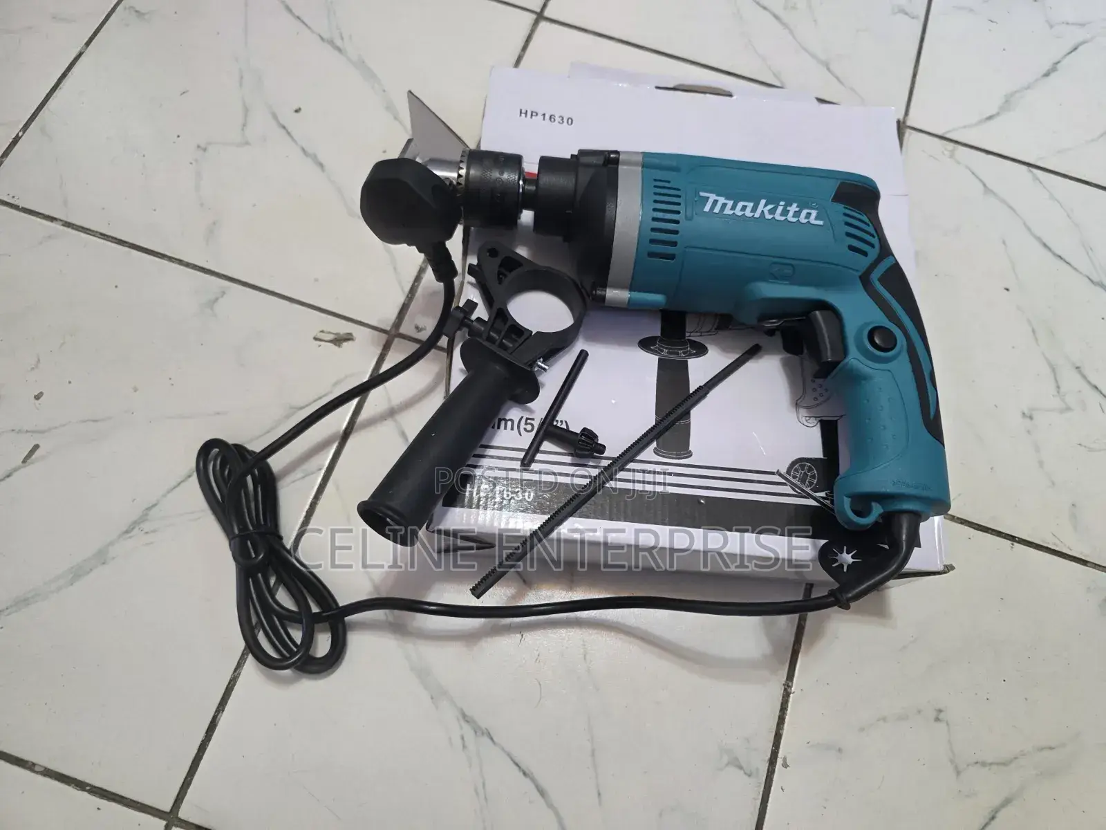 Makita Drill 710w