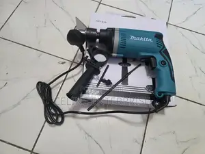 Makita Drill 710w