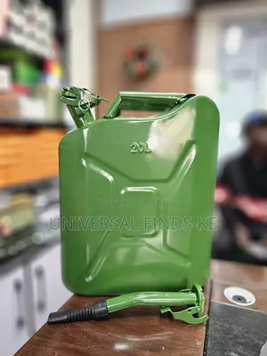 Heavy-Duty Fuel Jerry Can – Portable Fuel Storage Without Sprout
