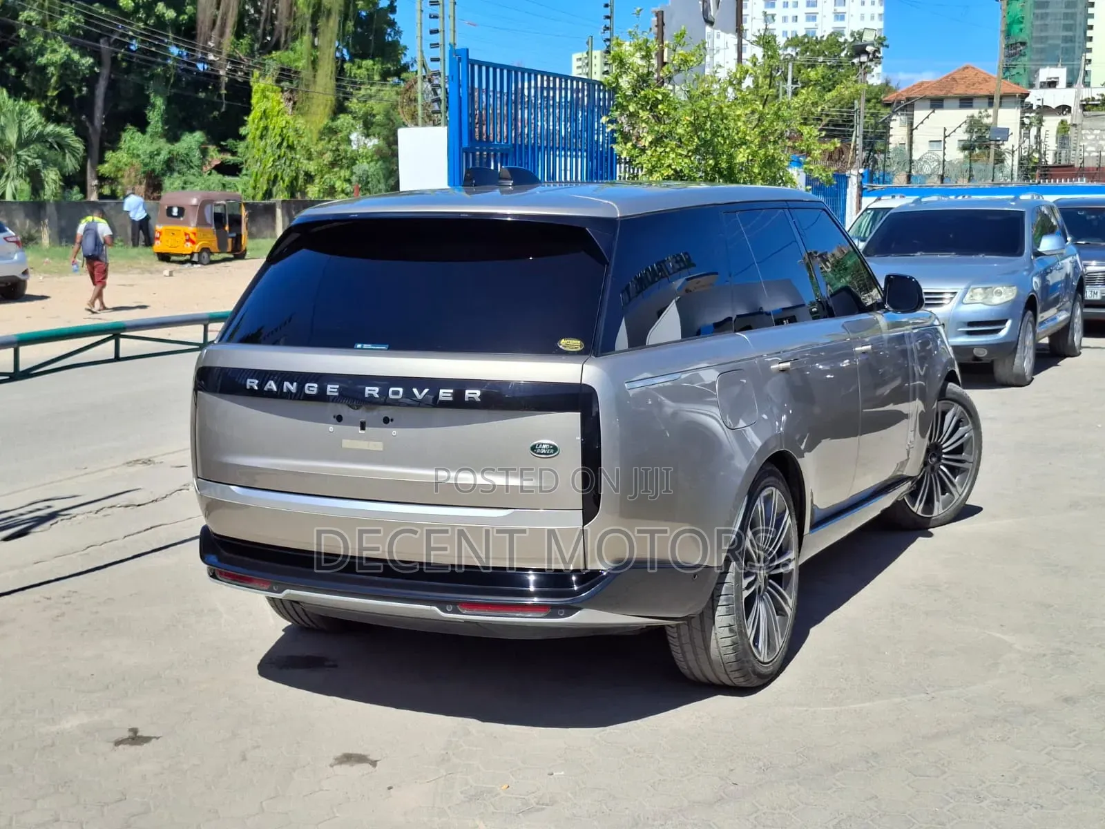 Land Rover Range Rover Vogue 2023 Silver