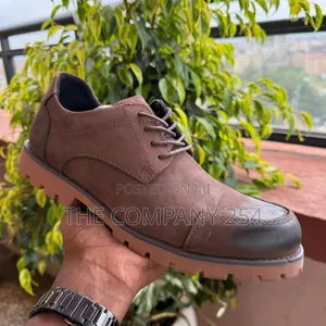 Quality Leather Casual Men Low Cut Laced Boot Shoes