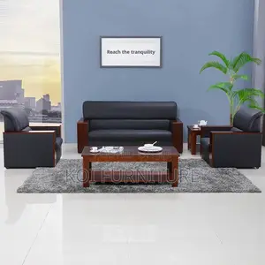 Coffee Table; Center Piece Master Mahogany Executive Coffe Table