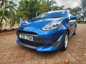 Toyota Aqua 2018 Blue