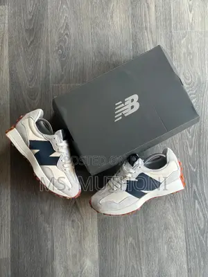 Brand New Nb 327 Moonbeam Outerspace* *Sizes 36-45*