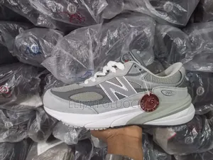New Balance 9060v6 Cool Grey Sneakers