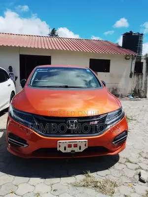 Honda Jade 1.5 Hybrid 2020 Orange