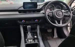 Mazda 6 2019 Off white
