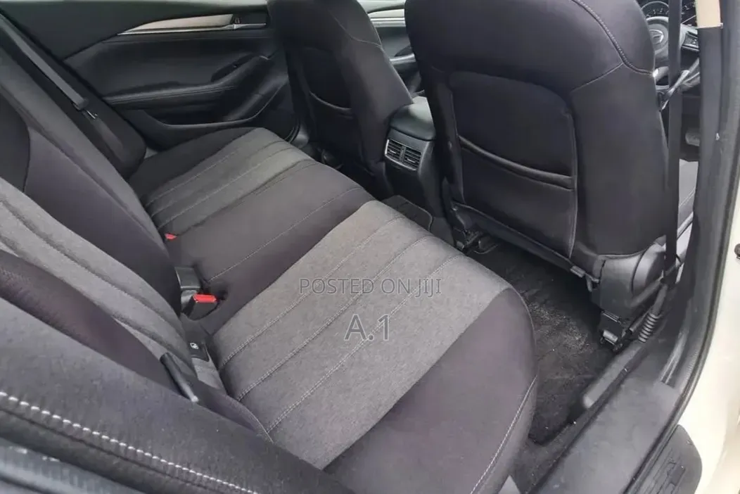 Mazda 6 2019 Off white