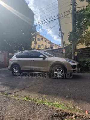 Porsche Cayenne S AWD 2016