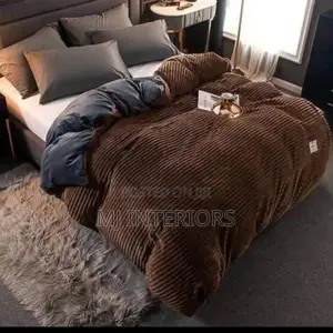 Premium 6x7 Velvet Duvet Set – Warm Comfortable Bedding