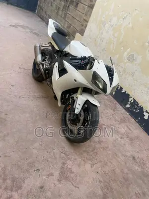 Yamaha R1 2003 White