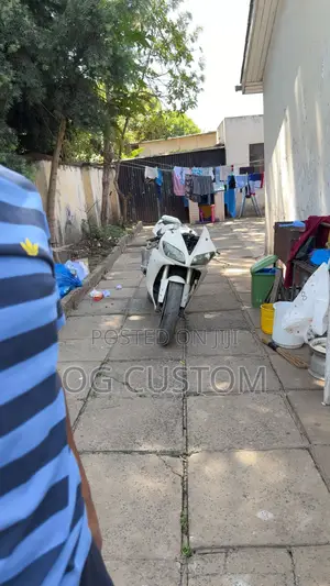 Yamaha R1 2003 White