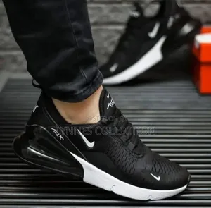 Nike Air Max 270 Black/White - Sport Streetwear Sneakers